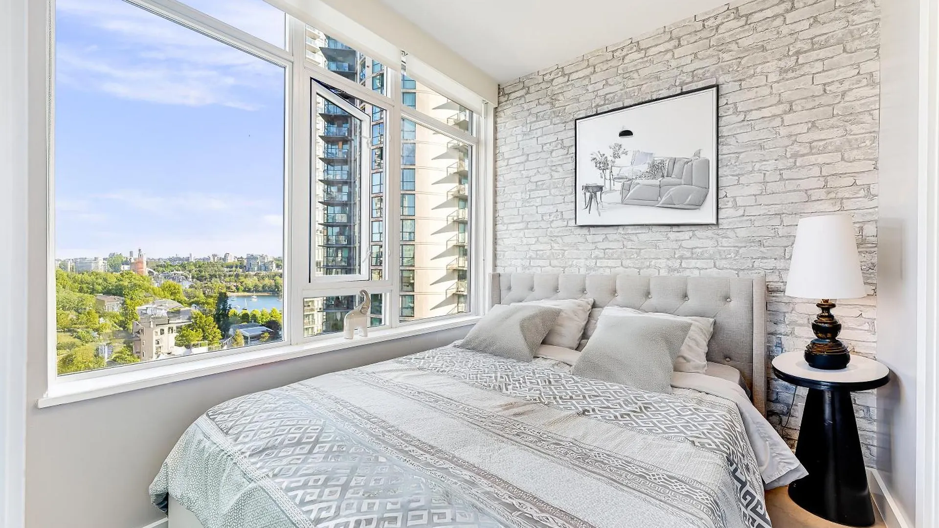 Prime Waterfront Living 2 Bedroom Apartment With Breathtaking City Views Vancouver Canada